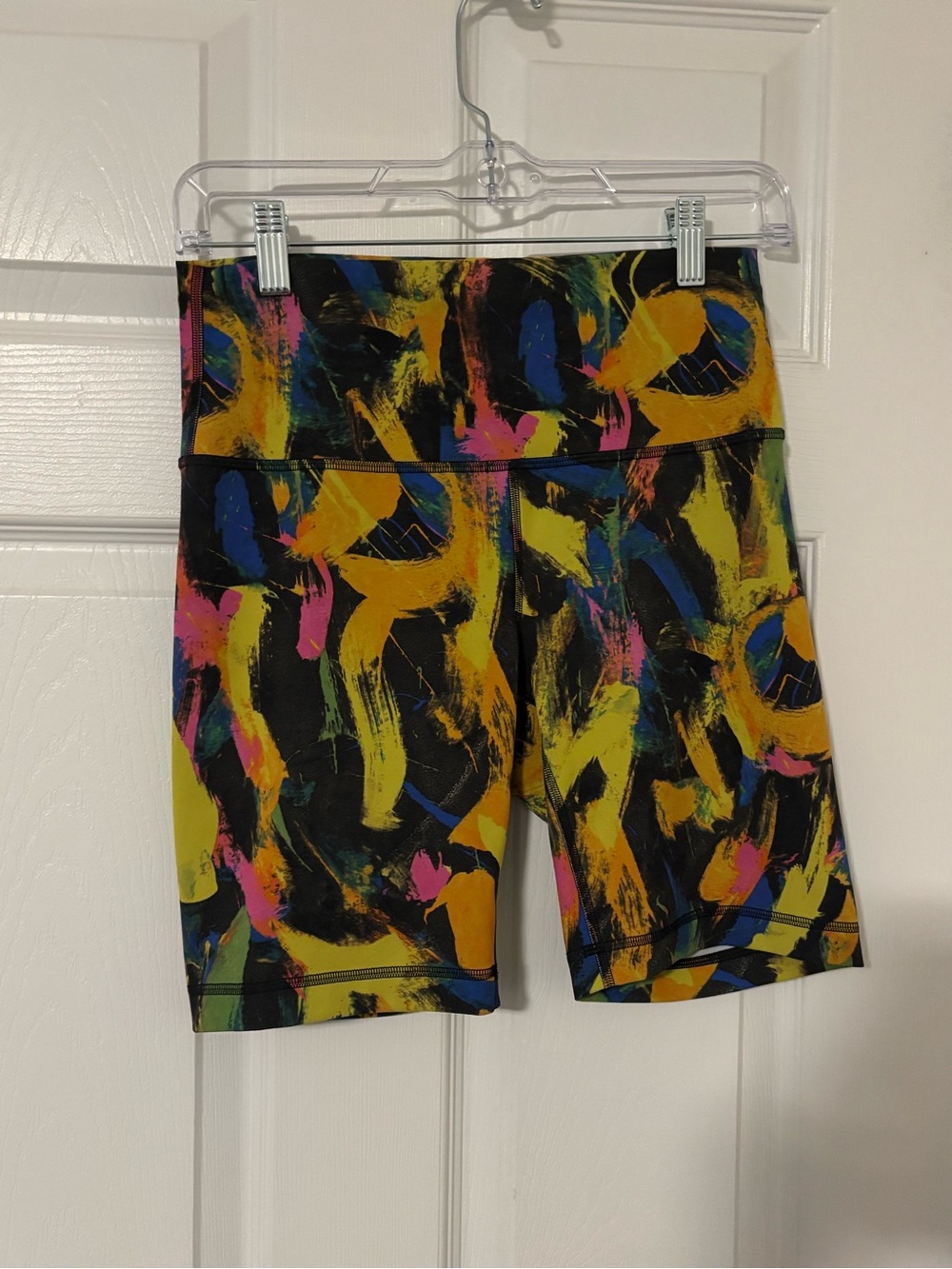 Lululemon Wunder Under / Wunder Train Bike Shorts – Paint Stroke Print Sz 8